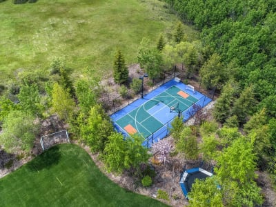 Luxury estate at Calgary — photo 51