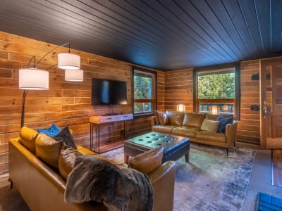 Luxury estate at 1374 Purbrook Road, Bracebridge, ON — photo 2
