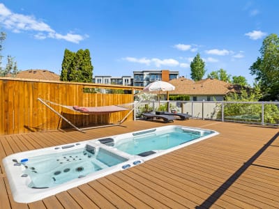 Luxury estate at 624 Armour Crescent, Kelowna, BC — photo 2