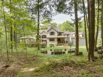 Luxury estate at 1105 Dalkab Crescent, Innisfil — photo 2