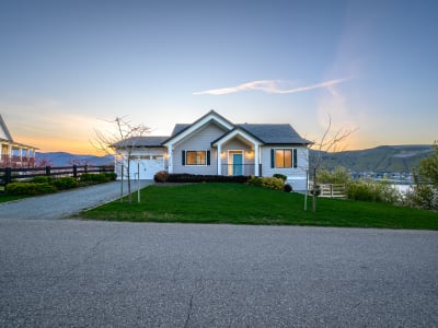 Luxury estate at 8000 Bench Row Road, Vernon, BC — photo 16