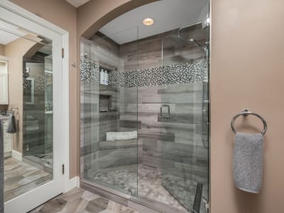 Luxury estate at 2202 26 Street, Vernon, BC — photo 15