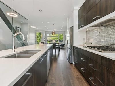 Luxury estate at 2026 32 Street Southwest, Calgary, AB — photo 6