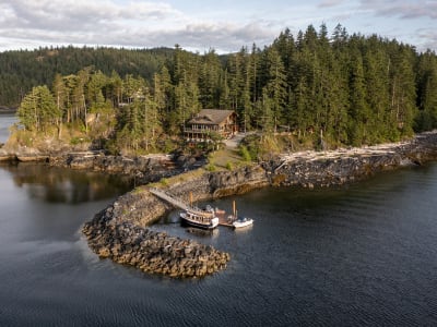Luxury estate at 2100 Redonda Drive, Quadra Island — photo 3