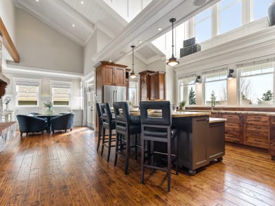 Luxury estate at 5733 182 Street, Surrey, BC — photo 8