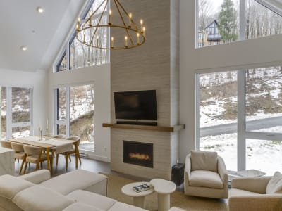 Luxury estate at 194 Chemin des Diligences, Bromont, QC — photo 3
