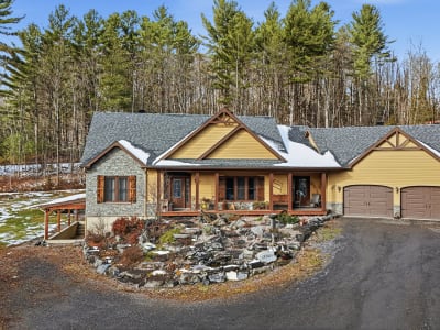 Luxury estate at 265 Rue Rosedale, Ayer's Cliff, QC — photo 39
