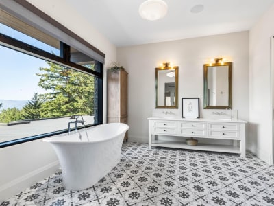 Luxury estate at 26 Commonage Road, Vernon, BC — photo 20