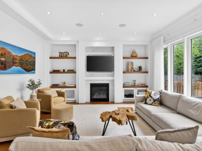 Luxury estate at 1337 Northaven Drive, Mississauga, ON — photo 10