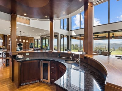 Luxury estate at 6487 Dixon Dam Road, North Okanagan, BC — photo 12