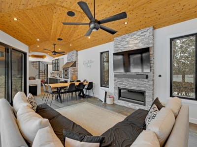 Luxury estate at 140 Ravendale Court, Vaughan, ON — photo 30