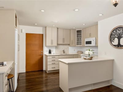 Luxury estate at 5560 Lakeshore Road, Kelowna, BC — photo 21