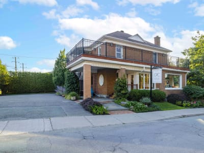 Luxury estate at 820 Rue Principale Ouest, Magog, QC — photo 3