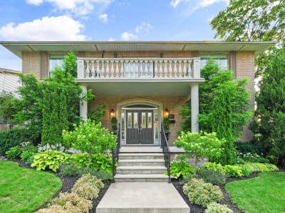 Luxury estate at 14 Delbrook Court, Hamilton, ON — photo 11