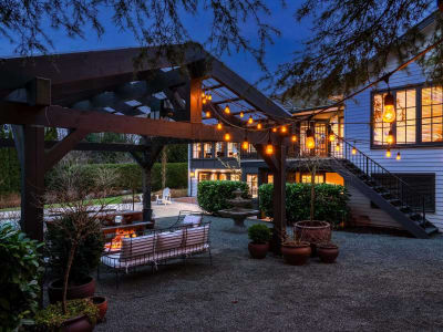 Luxury estate at 32500 Verdon Way, Abbotsford, BC — photo 3