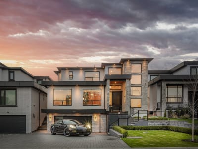 Luxury estate at 1267 160A Street, Surrey, BC — photo 2