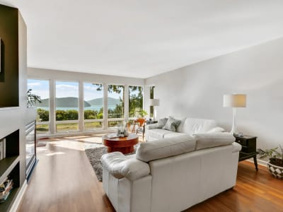 Luxury estate at 45 Sweetwater Place, Lions Bay — photo 8