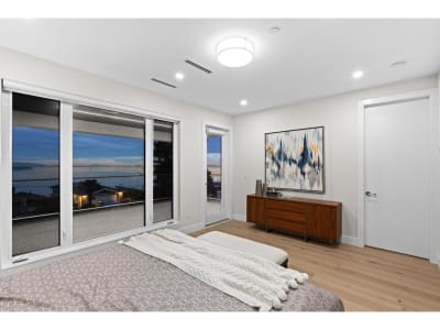 Luxury estate at 14799 Oxenham Avenue, White Rock, BC — photo 19