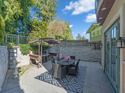 Luxury estate at 4348 Erwin Drive, West Vancouver, BC — photo 12