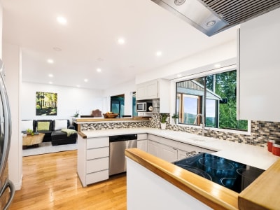 Luxury estate at 187 Rondoval Crescent, North Vancouver, BC — photo 11