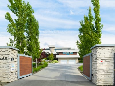 Luxury estate at 2469 Thacker Drive, West Kelowna, BC — photo 2