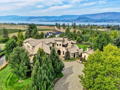 Luxury estate at 4303 Takla Road, Kelowna, BC — photo 1