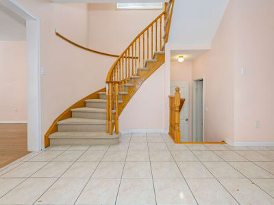 Luxury estate at 35 Formosa Drive, Richmond Hill, ON — photo 3