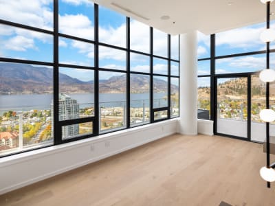Luxury estate at 1181 Sunset Drive #2902, Kelowna, BC — photo 2