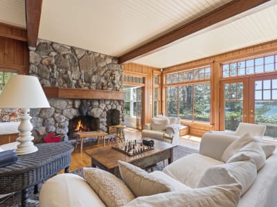 Luxury estate at 1064 Heather Lodge Road, Port Carling, ON — photo 9