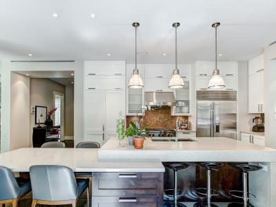 Luxury estate at 528 Rue du Sommet, Mont Saint-Hilaire — photo 12