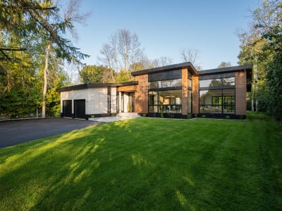 Luxury estate at 22 York Street, Collingwood, ON — photo 3