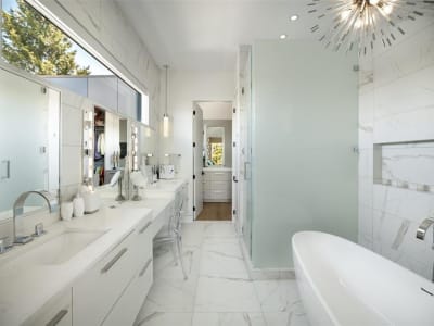 Luxury estate at 340 Robin Way, Kelowna — photo 16
