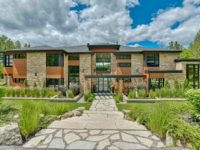 Luxury estate at 143 Ch des Quatorze-Iles, Saint-Hippolyte — photo 1