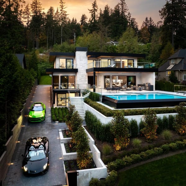 6-bedroom luxury home in 449 Hillcrest Street, West Vancouver, BC