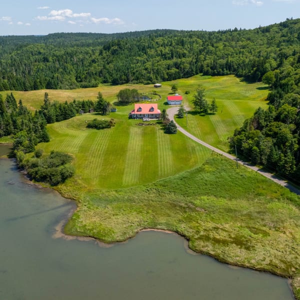 4-bedroom luxury home in 545 Armstrong Lane, Blacks Harbour, NB