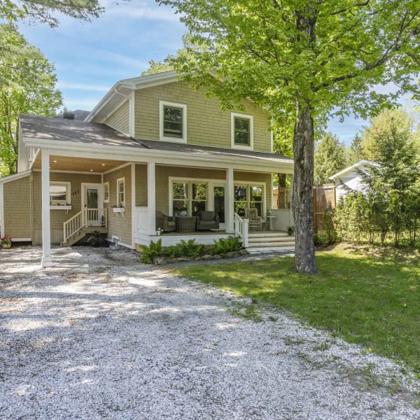 3-bedroom luxury home in 158 Avenue du Parc, Magog, QC
