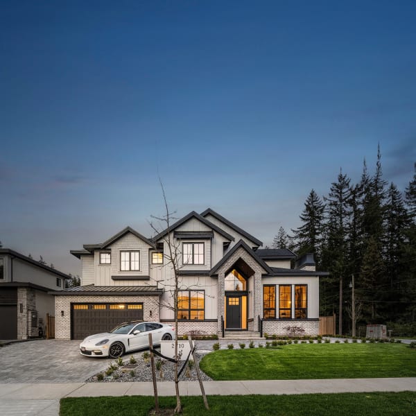 9-bedroom luxury home in 2710 202 Street, Langley Township, BC