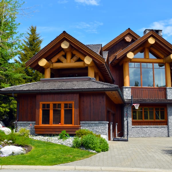 5-bedroom luxury home in 8437 Golden Bear Place, Whistler, BC