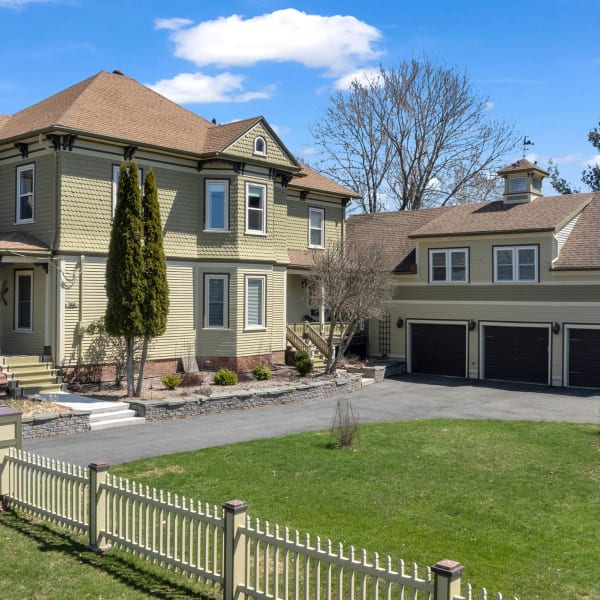 4-bedroom luxury home in 166 Montague Street, St. Andrews, NB