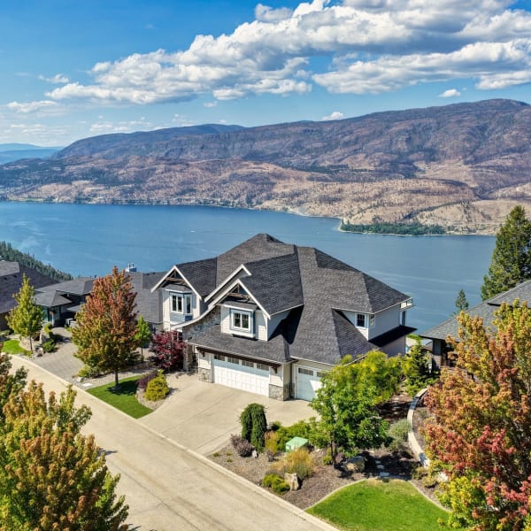 5-bedroom luxury home in 126 Sky Court, Kelowna, BC