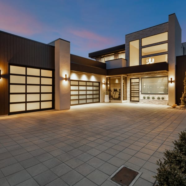 4-bedroom luxury home in 5602 Upper Mission Court, Kelowna, BC