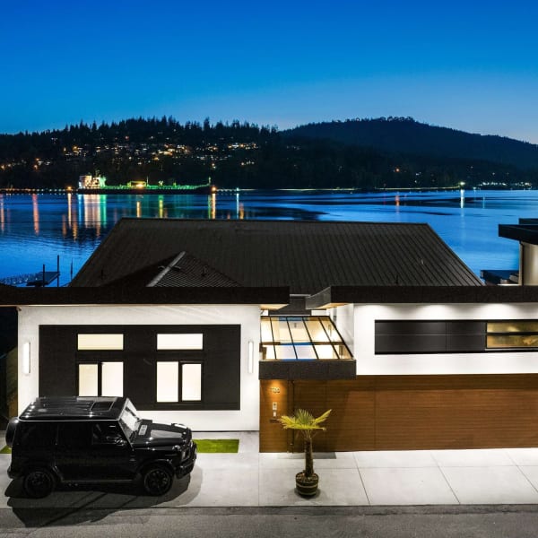 5-bedroom luxury home in 1136 Alderside Road, Port Moody, BC