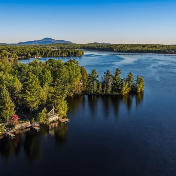 3-bedroom luxury home in 326 Rue Bordeleau, Magog, QC