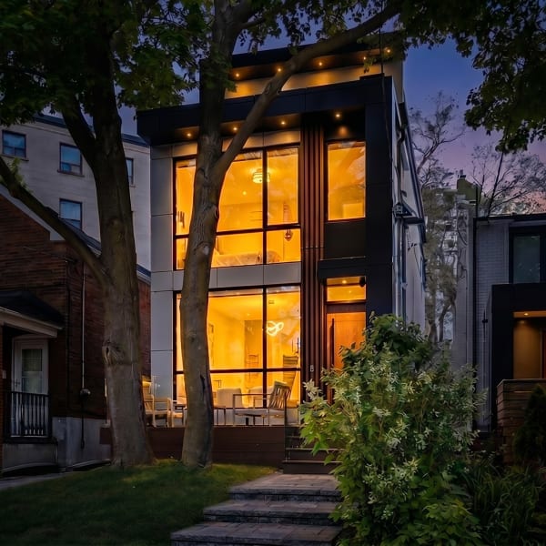 5-bedroom luxury home in 311 Wychwood Avenue, Toronto, ON