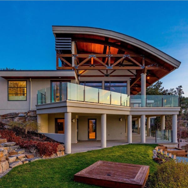 6-bedroom luxury home in 5560 Lakeshore Road, Kelowna, BC