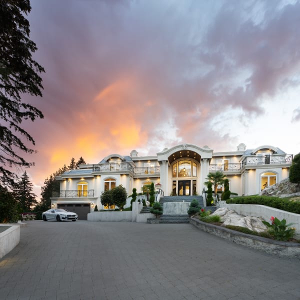 7-bedroom luxury home in West Vancouver, BC