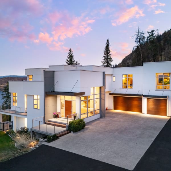 4-bedroom luxury home in 1750 Westside Road, Kelowna, BC
