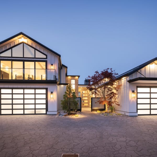3-bedroom luxury home in 2641 Casa Loma Road, West Kelowna, BC