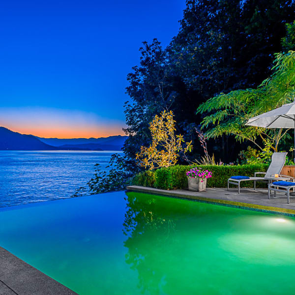 5-bedroom luxury home in 8035 Pasco Road, West Vancouver, BC