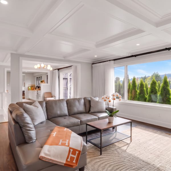 5-bedroom luxury home in 39726 Government Road, Squamish, BC